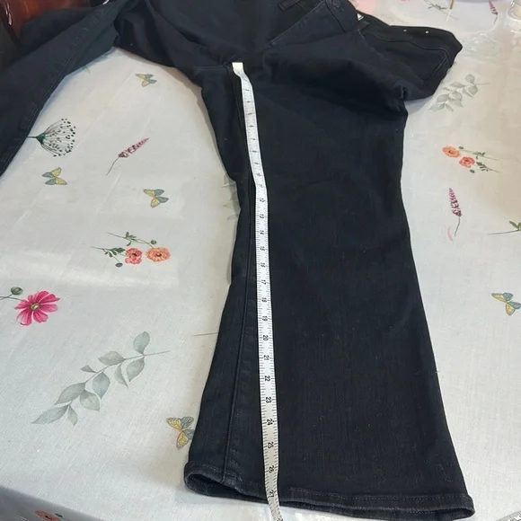 NWOT Madewell Plus Kick Out Crop Jeans Mid-rise Black Rinse flare Wash Size 14W - Picture 6 of 10